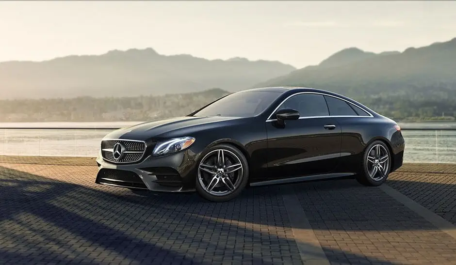 Mercedes Benz business class luxury limousine