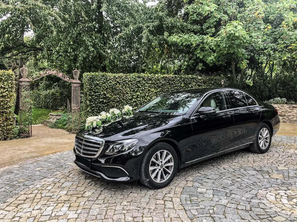 wedding transfer by limousine