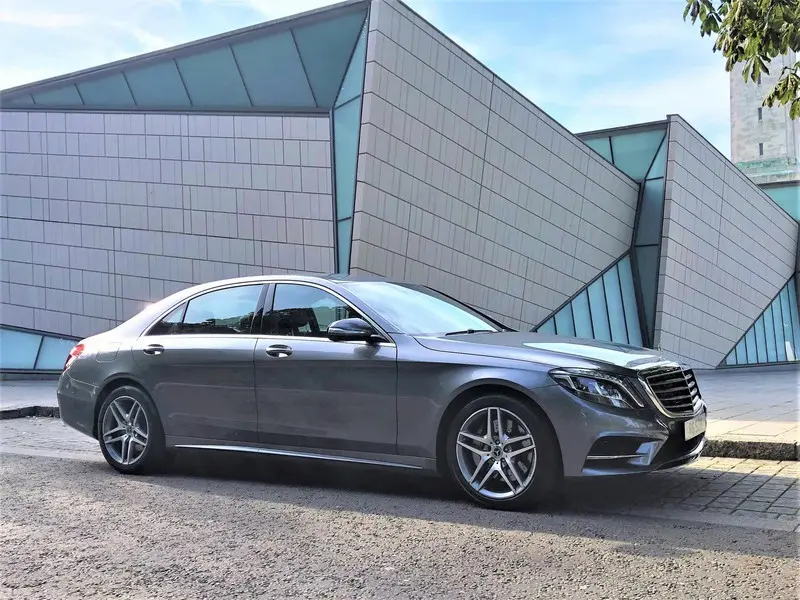 Mercedes airport transfer
